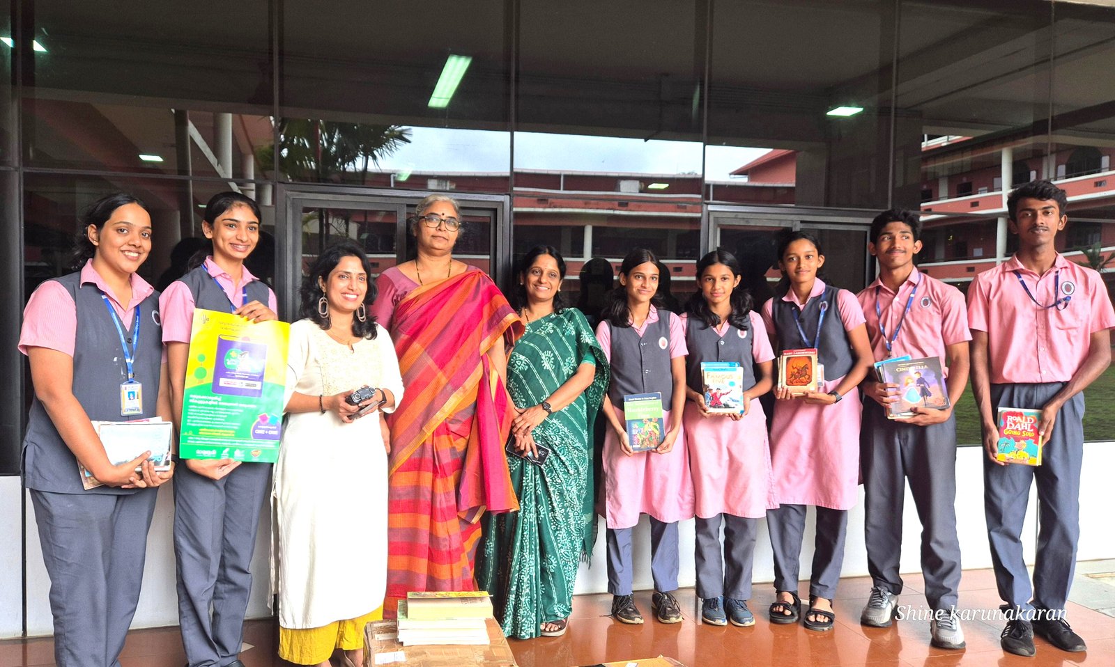 Book Donation For Mathrubhumi Club FM Thrissur